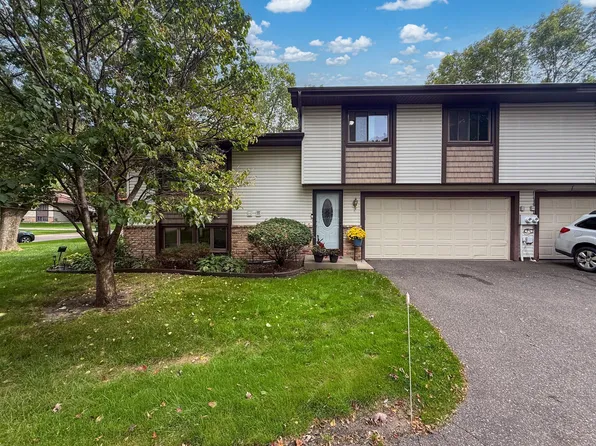 3801 Brookdale Cir N, Brooklyn Park, MN 55443