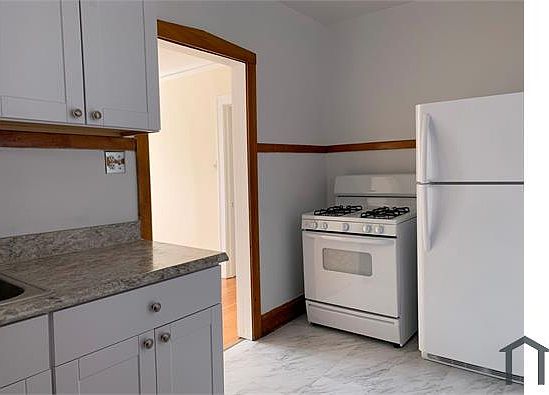 5th image of 6037 N Paulina St APT 2A