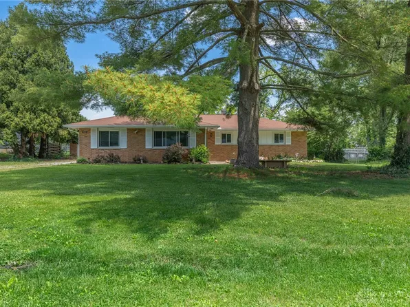 3042 Morningview Dr, Beavercreek, OH 45432