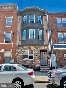 825 S 13th St, Philadelphia, PA, 19147
