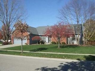 2190 Gingerwood Ct, Grove City, OH
