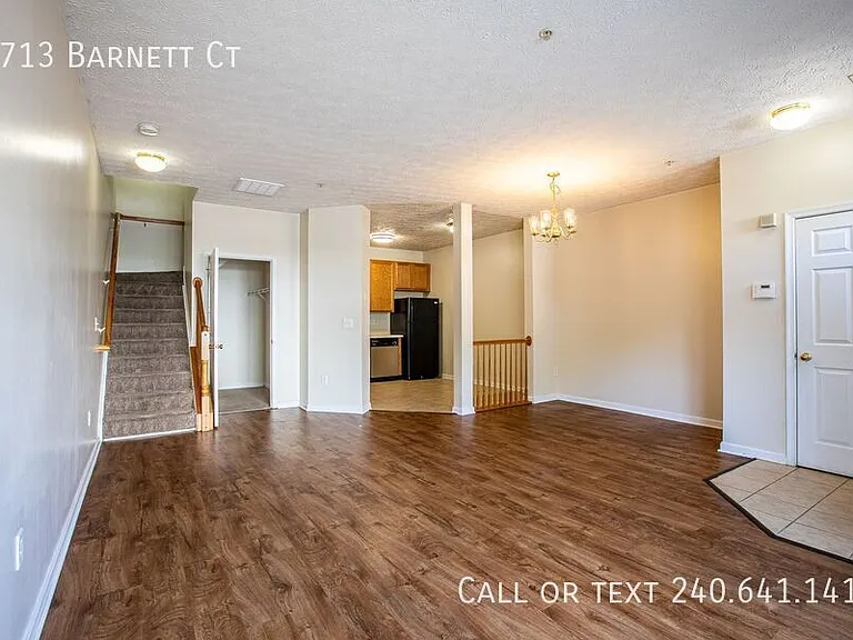 1713 Barnett Ct — Photo 8