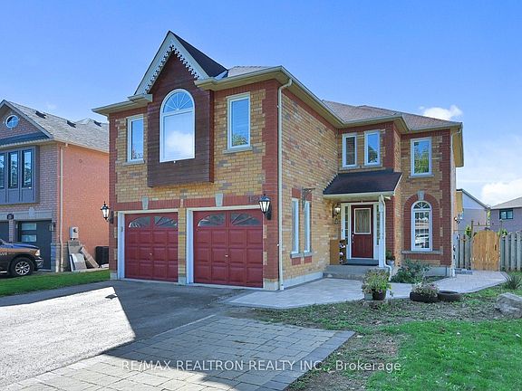 3rd image of 152 Elizabeth St
