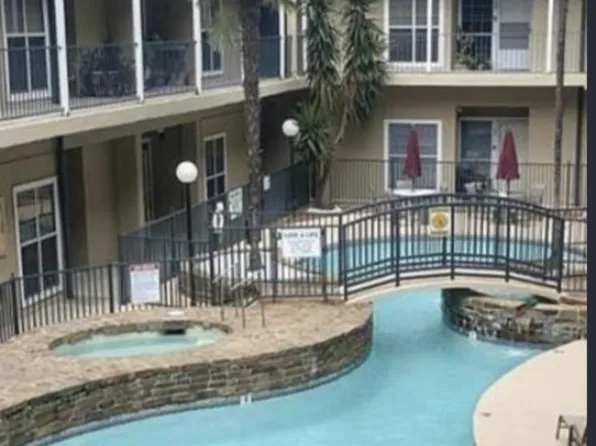 921 Marine Dr APT 309, Galveston, TX 77550