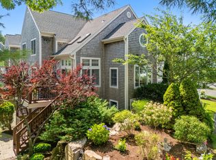 71 Blue Spruce Way, Mashpee, MA 02649