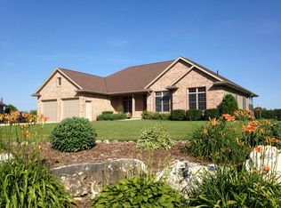 5349 County Road Tt, Sturgeon Bay, WI 54235