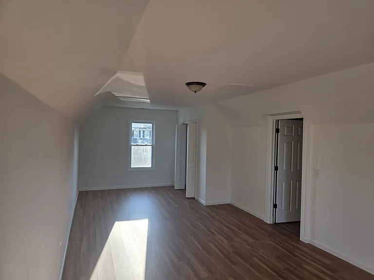 1163 Blankshire Rd — Photo 38