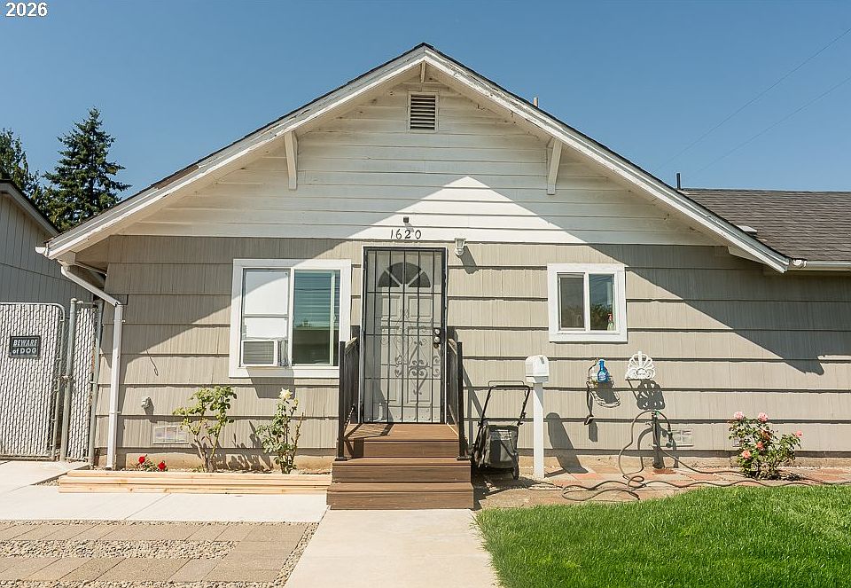 1st image of 1620 9th St