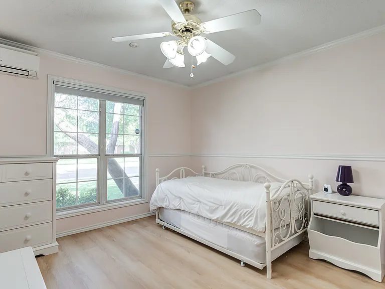 105 N Vale Ave — Photo 34
