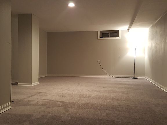 2nd image of 422 Ingleside Ave