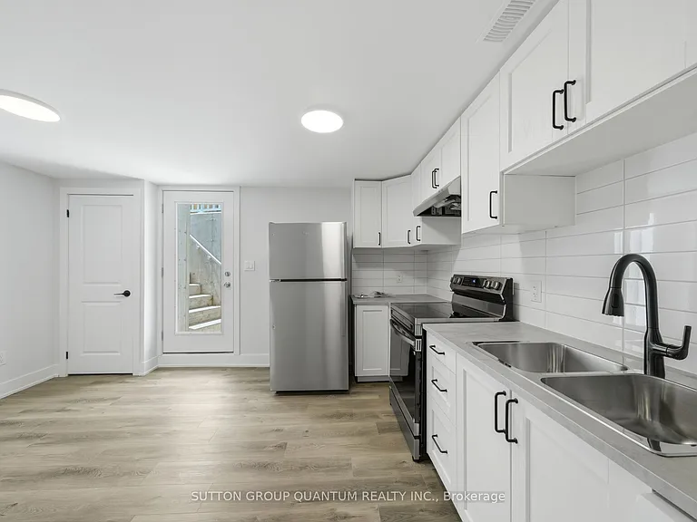 2529 Cavendish Dr #BASEMENT — Photo 9