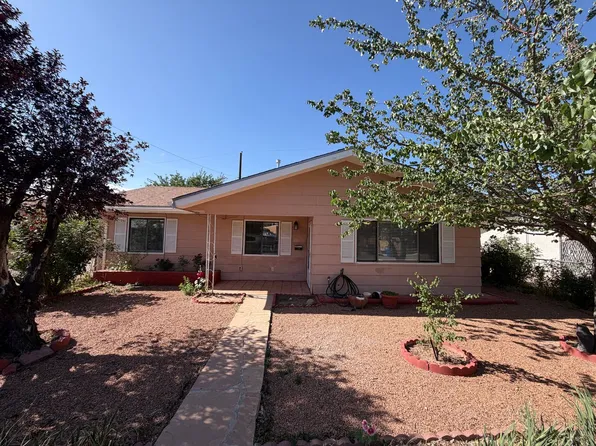 1312 Cordova Ave NW, Albuquerque, NM 87107