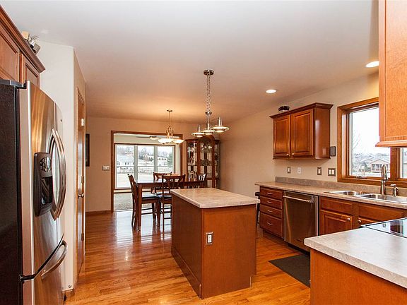5th image of 45 Bobcat Pl