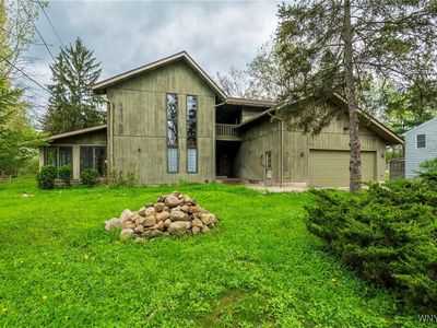 345 Allendale Rd, West Seneca, NY, 14224