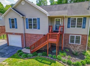 426 Neal Dr, Bluff City, TN 37618
