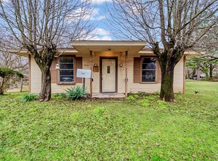 814 14th St NW, Paris, TX 75460