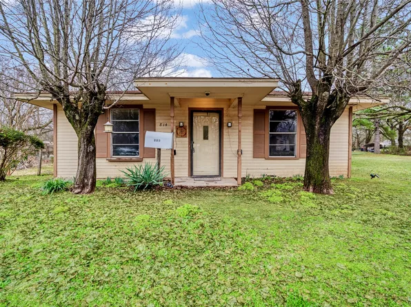 814 14th St NW, Paris, TX 75460