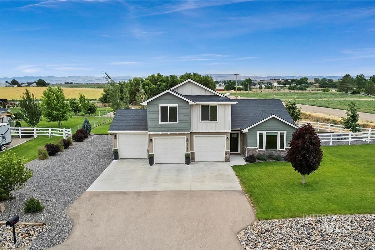 27482 Warren Ln, Wilder, ID 83676 | Zillow