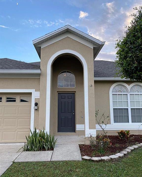 2nd image of 1155 Normandy Dr