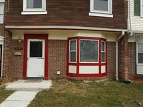 8091 Community Dr, Manassas, VA 20109