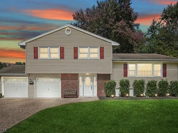 3 Poplar Way, Cranford Twp., NJ 07016