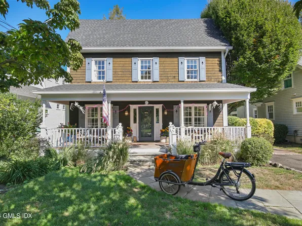 27 Tait Rd, Old Greenwich, CT 06870