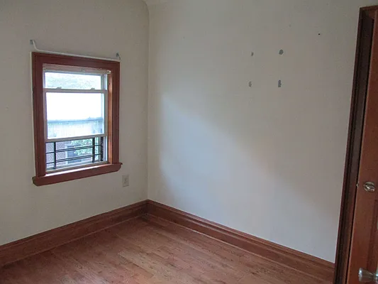 Rented by Windsor Homes Realty Corp | media 14