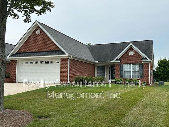 2nd image of 2152 Rosemont Dr