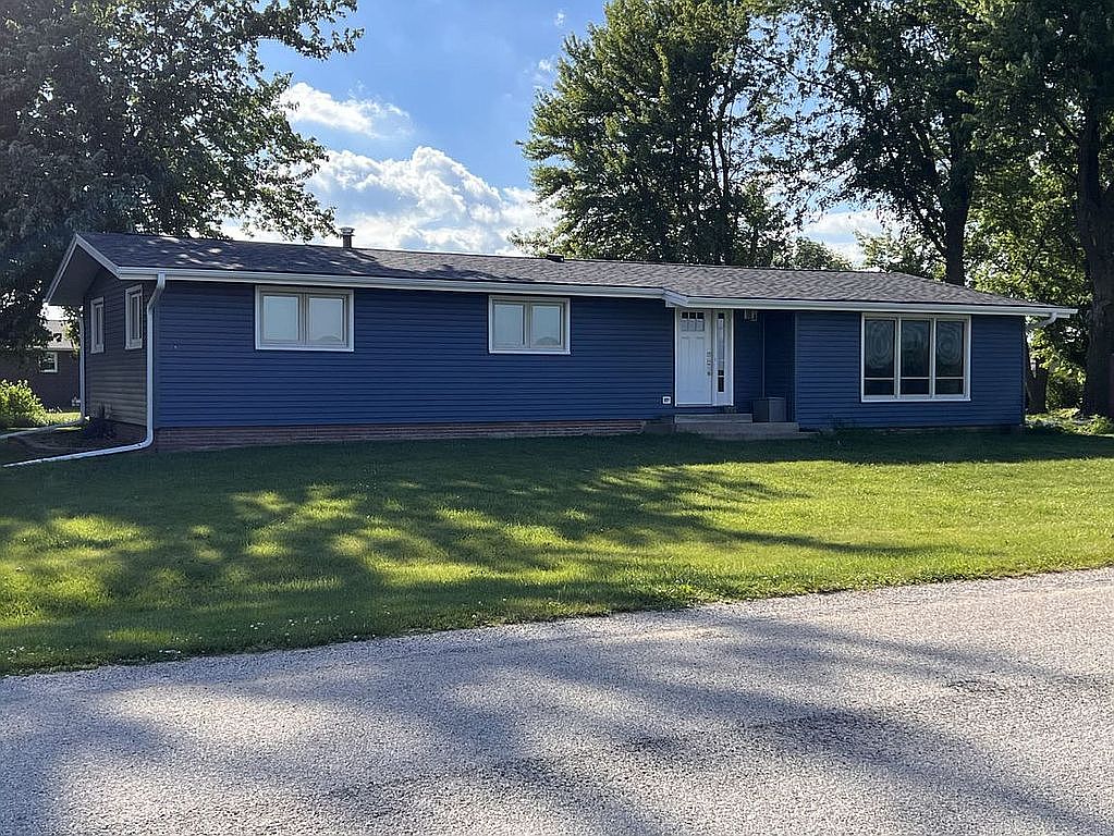805 N Vernon St, Conrad, IA 50621 Zillow