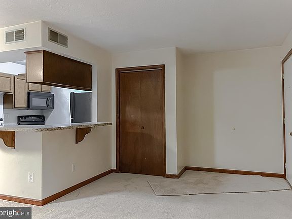 3rd image of 23313 Sugar Maple Ct #3C