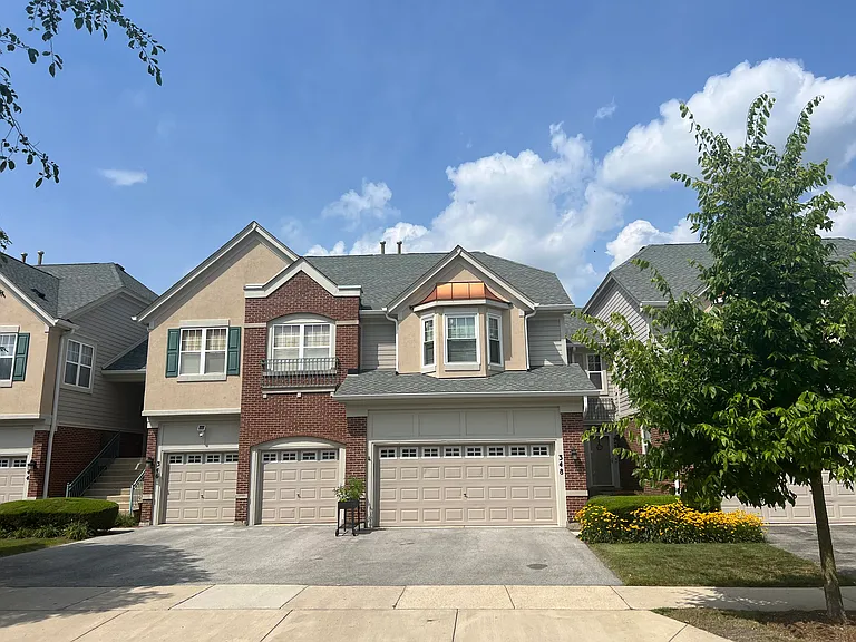 348 Pine Lake Cir — Photo 1