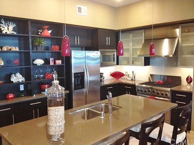1st image of 133 The Promenade N Unit 427