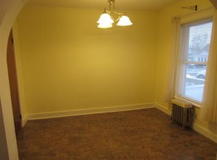 608 E Main St, Newport, VT 05855