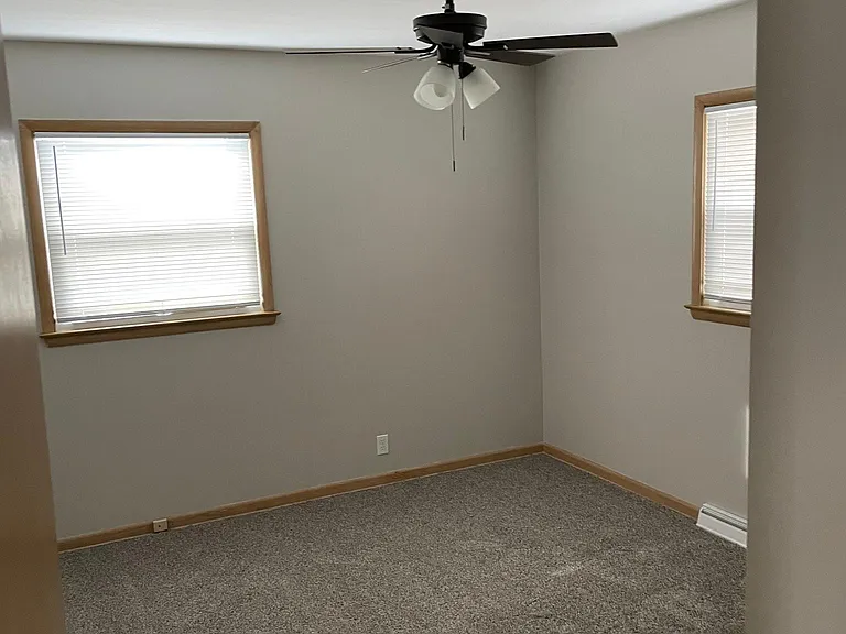 11090 W Forest Home Ave #2 — Photo 8