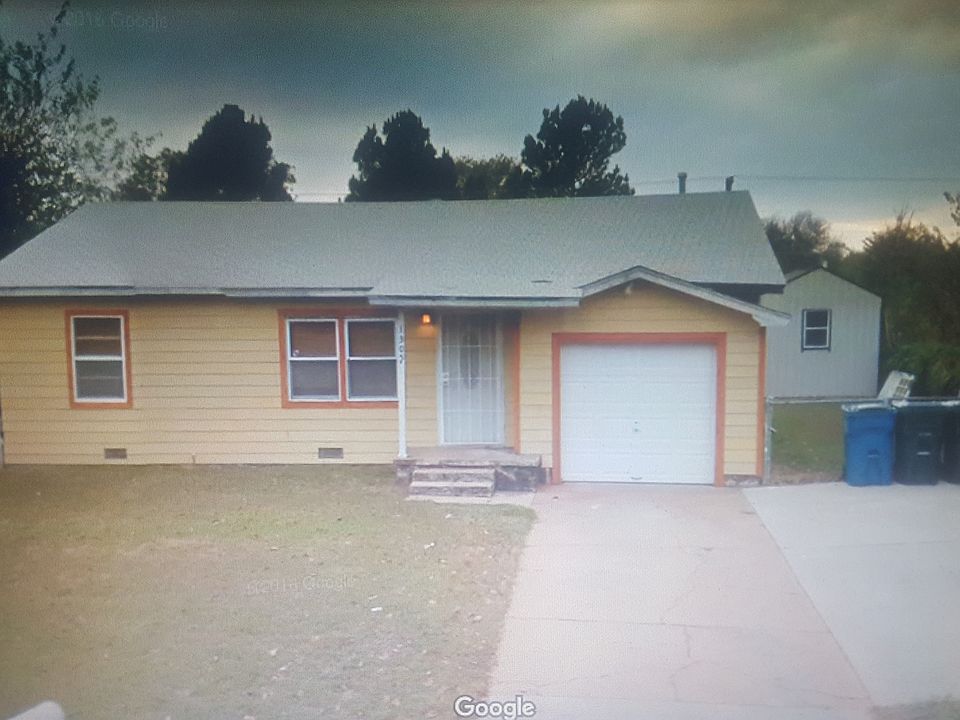 2nd image of 1305 Marydale Ave