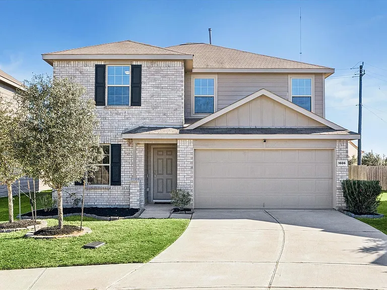 1606 Avocet Way — Photo 1