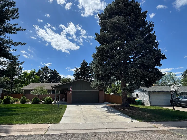 6907 S Hill St — Photo 34