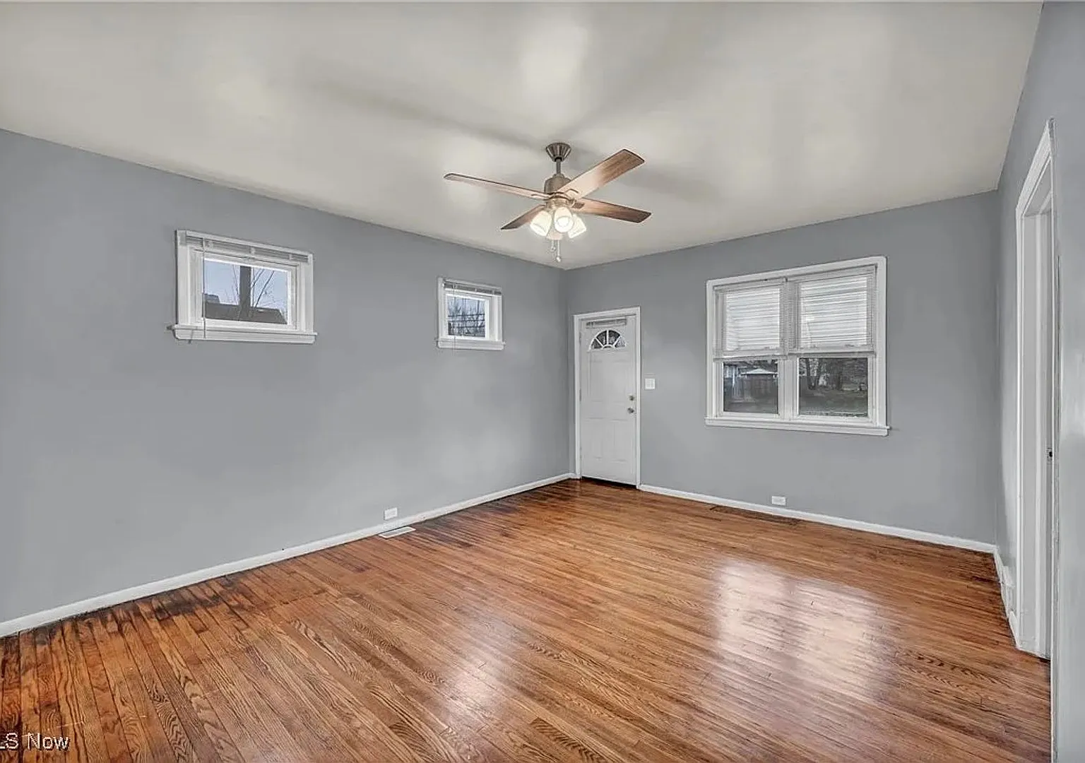 Fully Updated Home with Washer and Dryer | 3884 E 54th Street Cleveland, OH — Photo 3