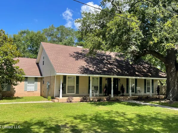 715 Canal St, Pascagoula, MS 39567