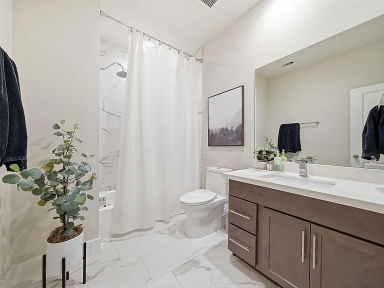 5929 Haring Ln — Photo 16