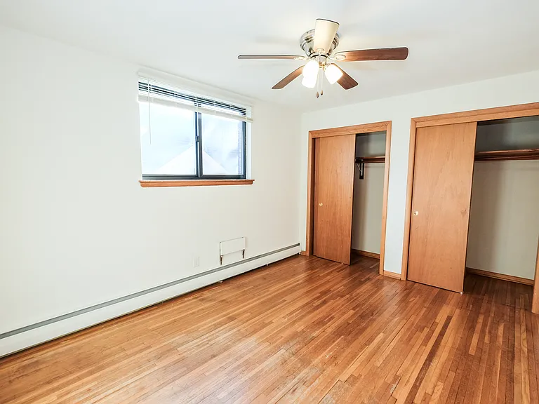 Randolph Apartments — Photo 42