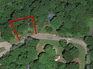 Aaron Ln, Scottsville, KY 42164