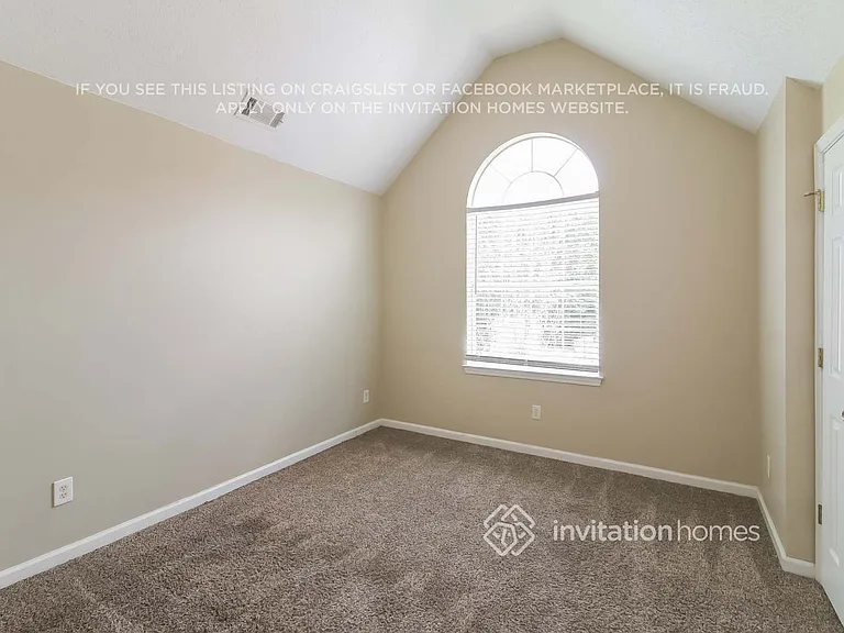 6853 Fireside Ln — Photo 15
