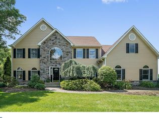 2035 Hollis Rd, Lansdale, PA 19446