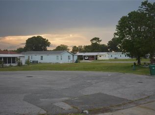 30 Oxford Ct #C, Wildwood, FL 34785