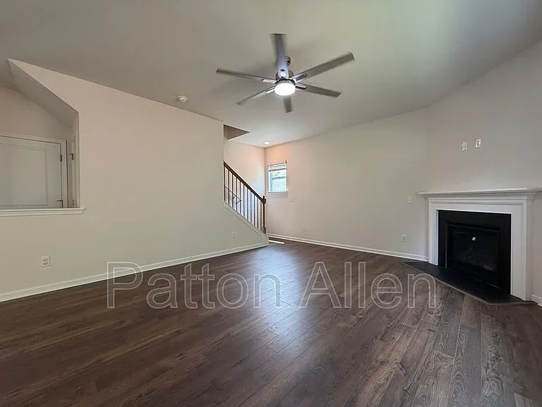 138 Marathon Ln — Photo 8
