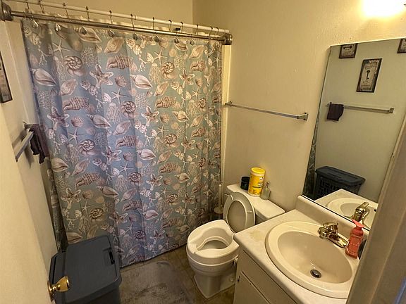 5th image of 3705 Squaw Valley Dr SW