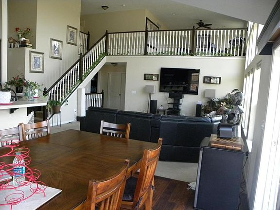 2nd image of 3149 Abbey Knoll Ct