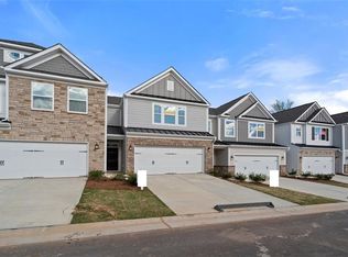 5014 Moonlight Ridge Dr, Greensboro, NC 27455