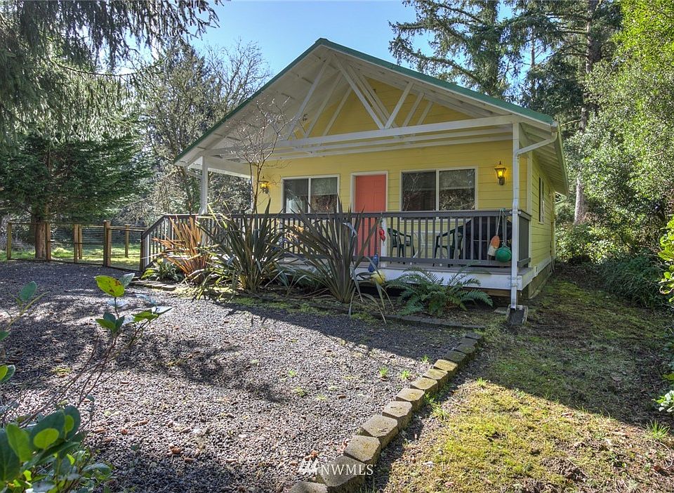 455 Quinault Avenue SE, Ocean Shores, WA 98569 Zillow